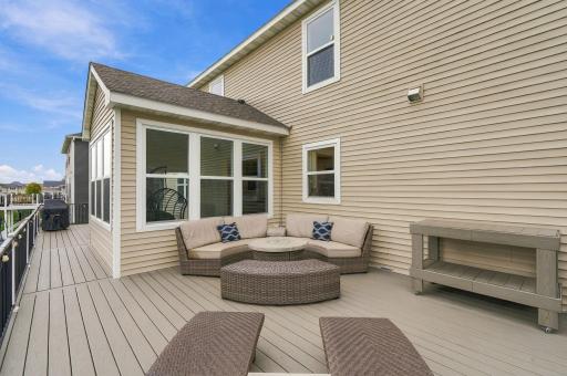 9324 Summerlin Road, Woodbury, MN 55129