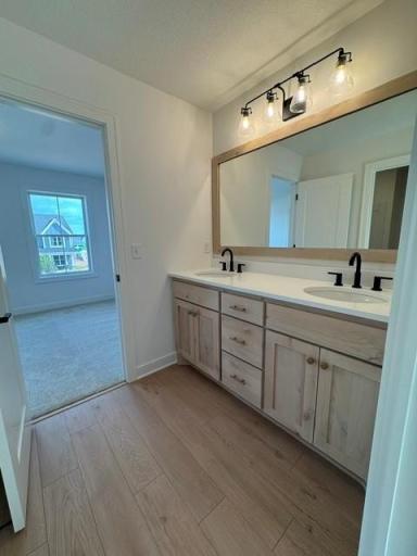 3747 Knightsbridge Lane N, Lake Elmo, MN 55042