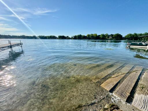 Round Lake private launch site.