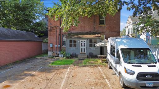 399 Ashland Avenue, Saint Paul, MN 55102