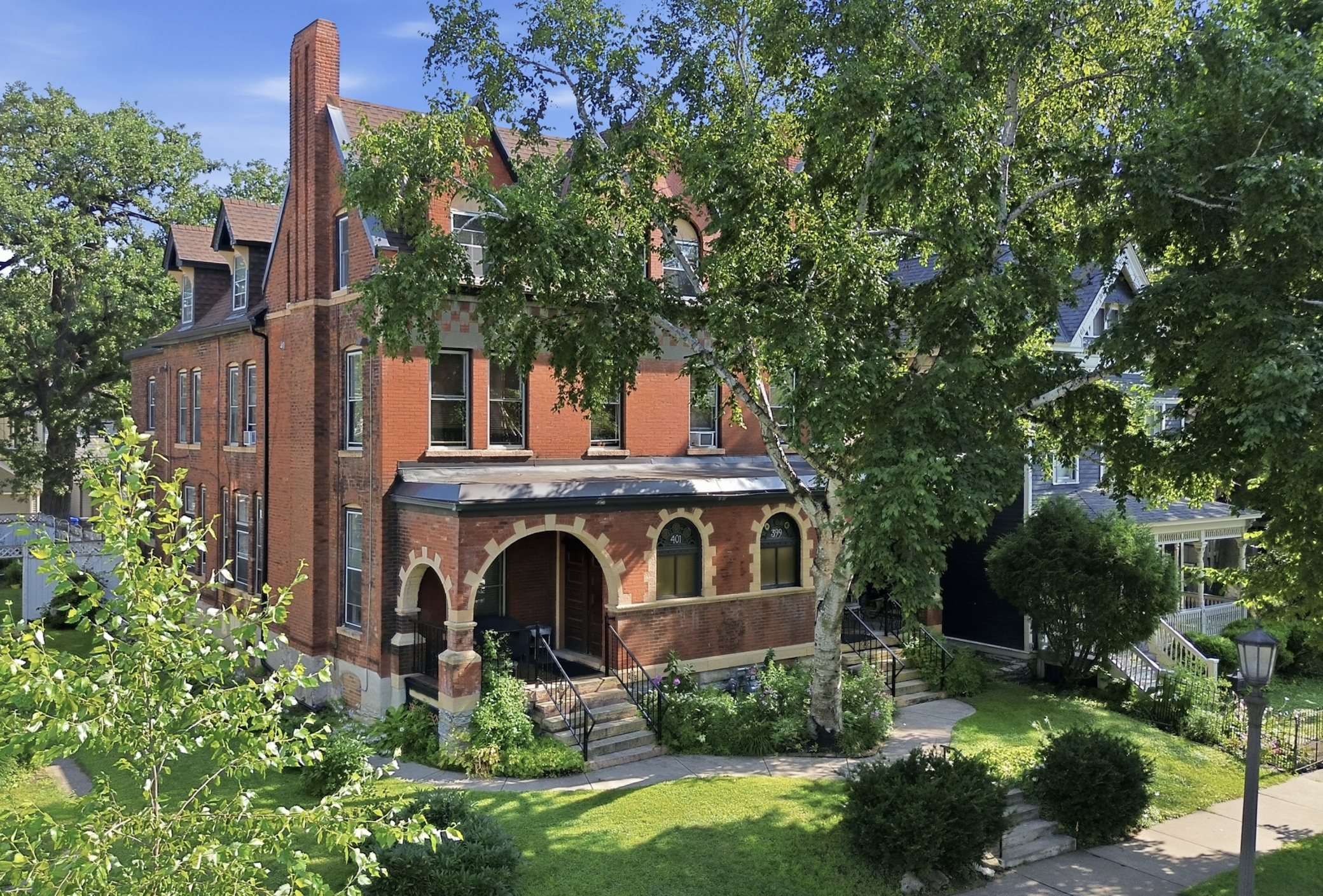 Property photo for 399 Ashland Avenue, Saint Paul, MN 55102