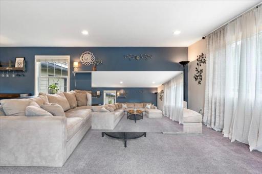 3877 71st Street E, Inver Grove Heights, MN 55076