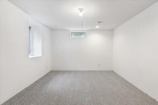 3877 71st Street E, Inver Grove Heights, MN 55076