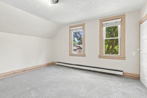 20-web-or-mls-Lawson_05620.jpg