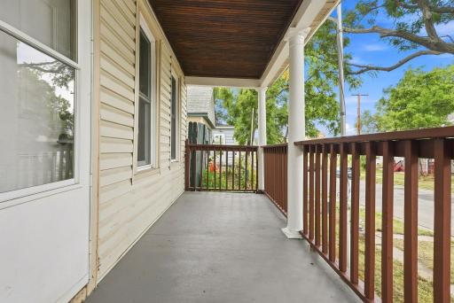 4-web-or-mls-Lawson_05500.jpg