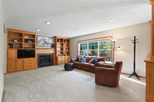 1945 Clearwater Road, Waconia, MN 55387