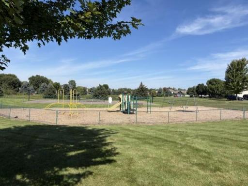 Nearby park within walking distance