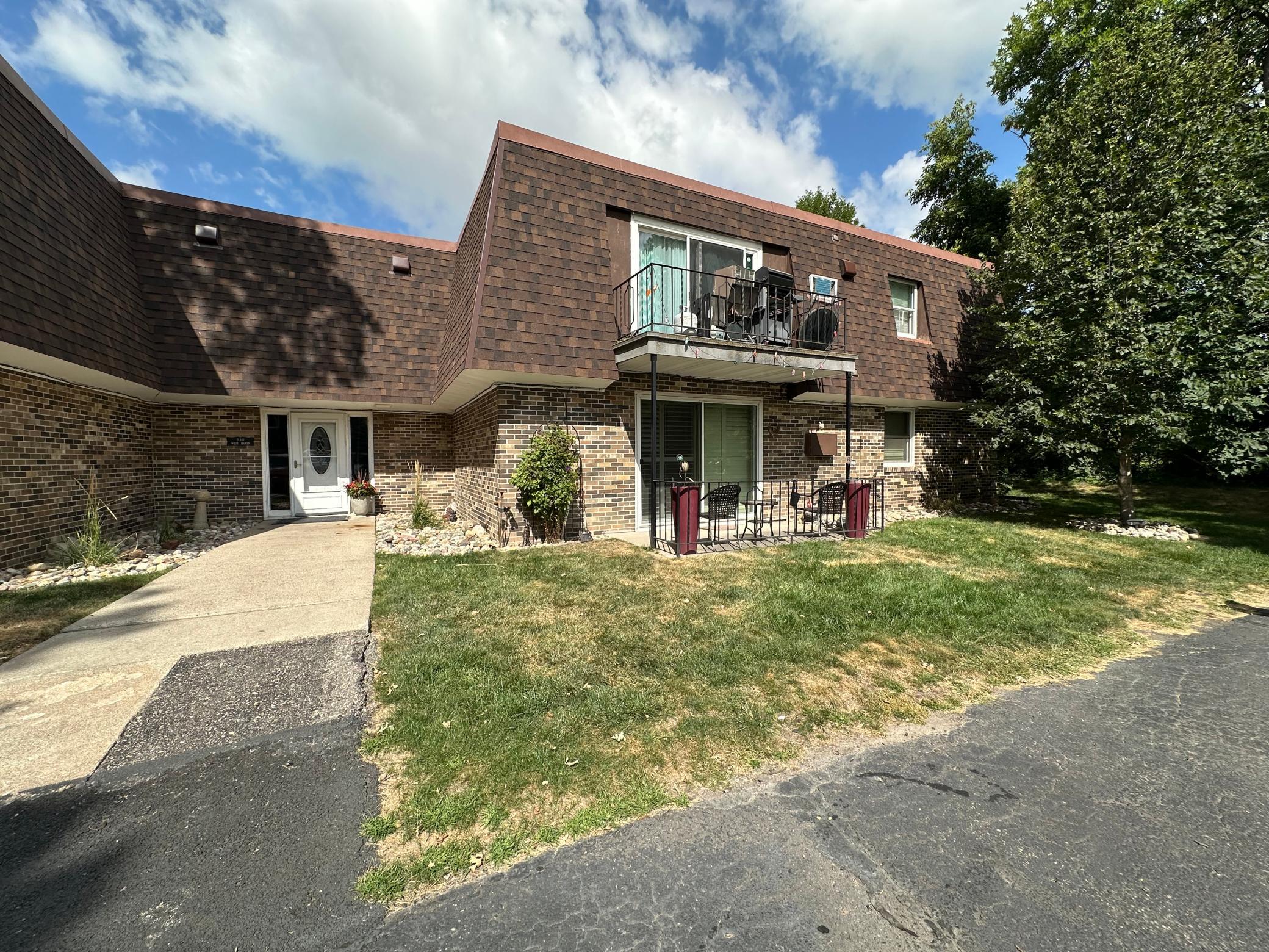530 6th Ave W