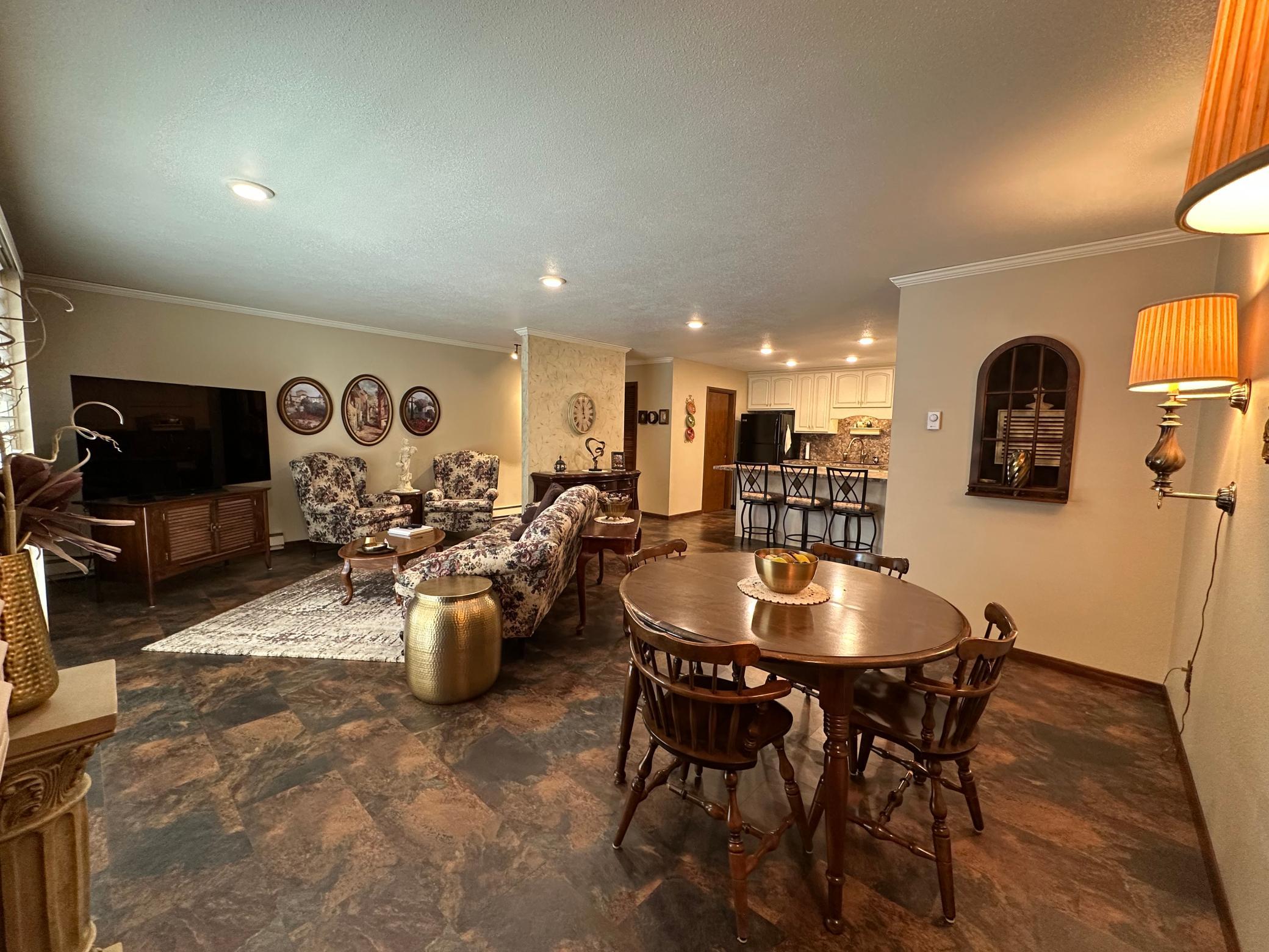 Spaciouse Floor Plan