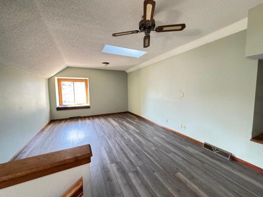 Primary bedroom bonus room