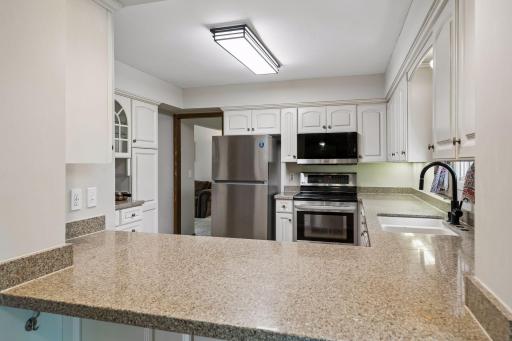 Gorgeous kitchen! New fridge & microwave