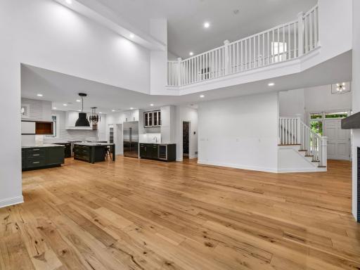 25695 Maple View Court, Excelsior, MN 55331