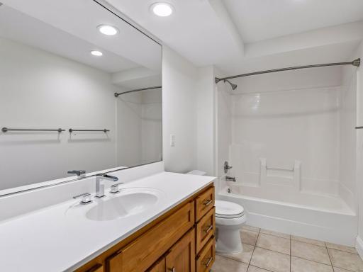 25695 Maple View Court, Excelsior, MN 55331