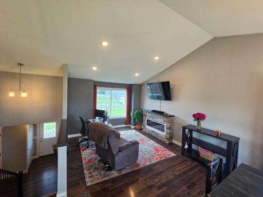 1009 26th Street Loop, Sartell, MN 56377