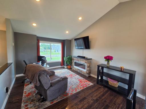 1009 26th Street Loop, Sartell, MN 56377