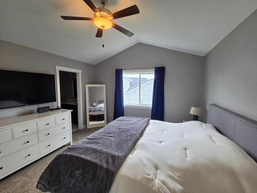 1009 26th Street Loop, Sartell, MN 56377