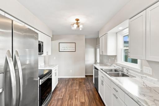 1008 9th Street SW, Faribault, MN 55021