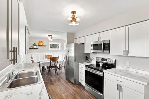 1008 9th Street SW, Faribault, MN 55021
