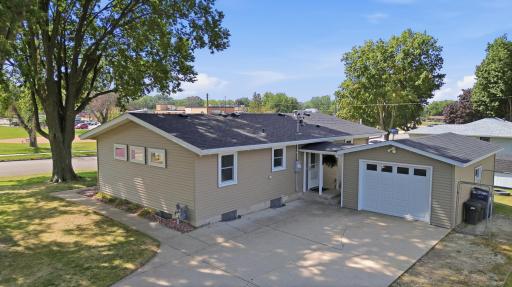 1008 9th Street SW, Faribault, MN 55021