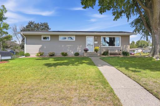 1008 9th Street SW, Faribault, MN 55021