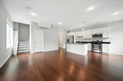600 W 32nd Street, 1, Minneapolis, MN 55408