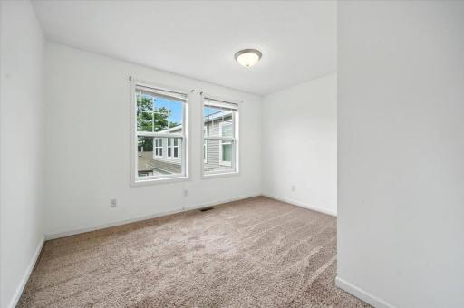 600 W 32nd Street, 1, Minneapolis, MN 55408