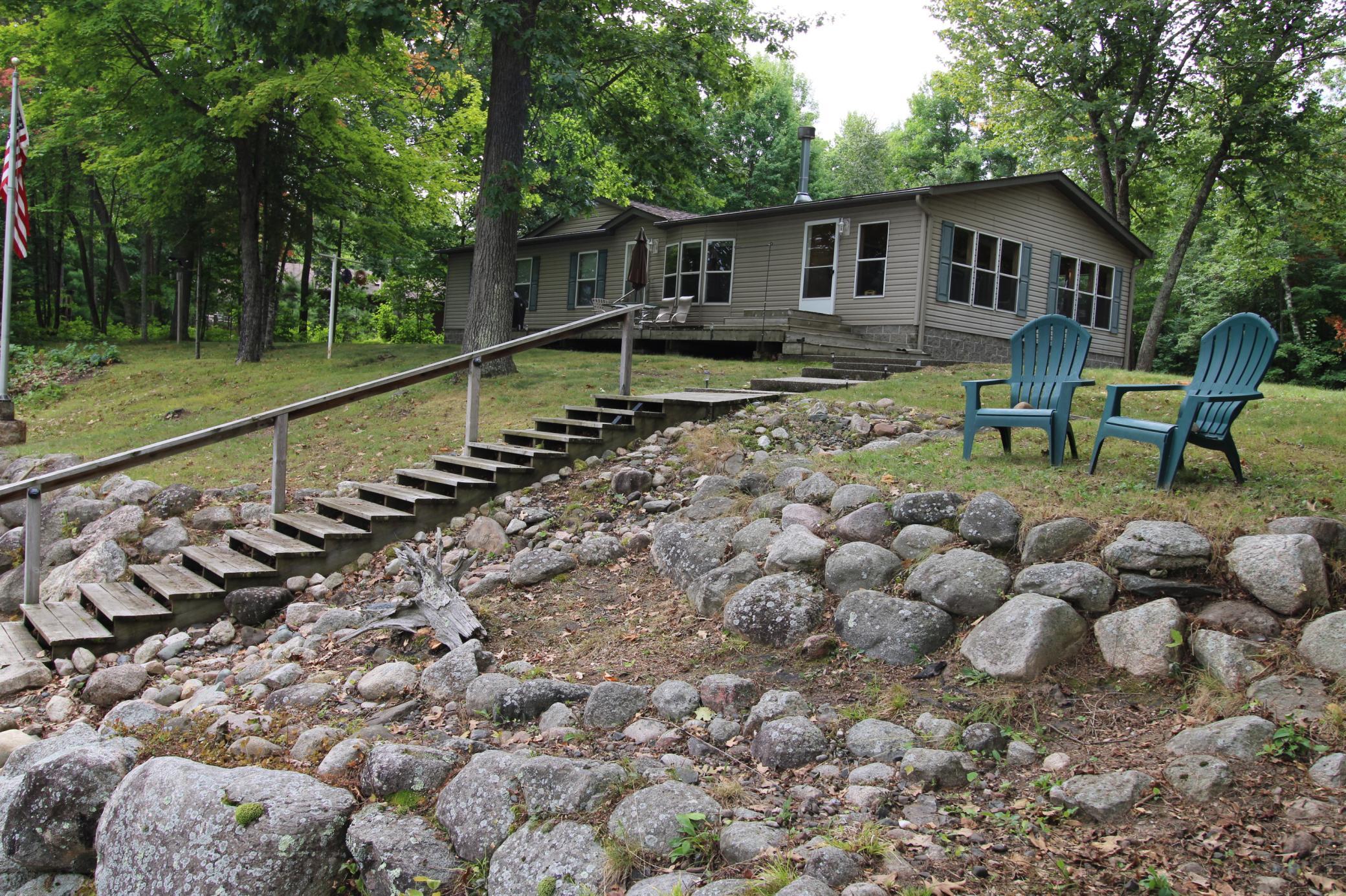 Easy steps to the lake