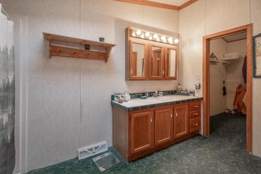 22390 S Shore Drive, Emily, MN 56447
