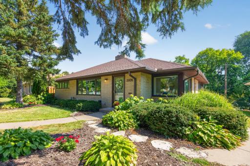 1935 Stinson Boulevard, Minneapolis, MN 55418