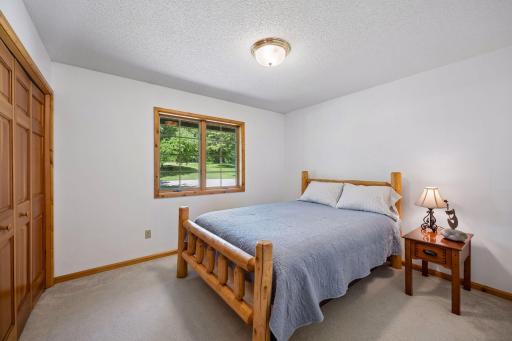 Queen bedroom #2