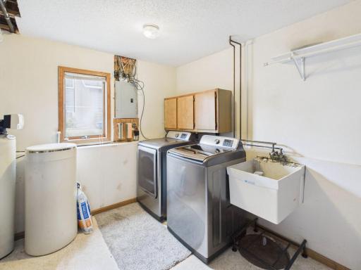 Finished Laundry/Utility Room