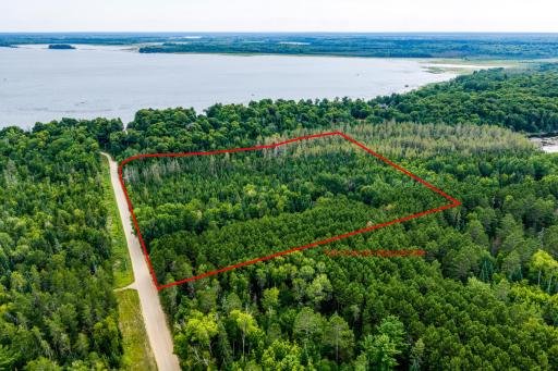 Maple Beach Land Lot Lines.jpg