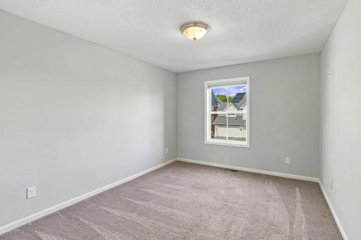 7662 Addisen Court, Inver Grove Heights, MN 55077
