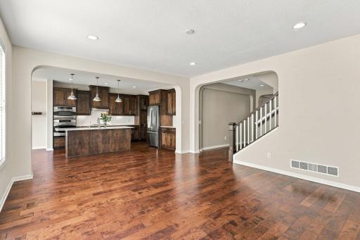 7662 Addisen Court, Inver Grove Heights, MN 55077