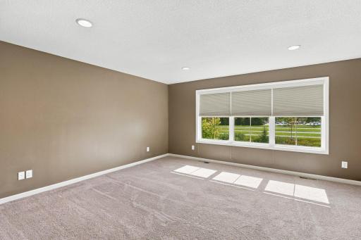 7662 Addisen Court, Inver Grove Heights, MN 55077