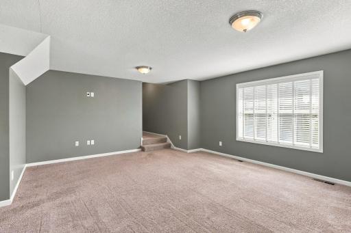 7662 Addisen Court, Inver Grove Heights, MN 55077