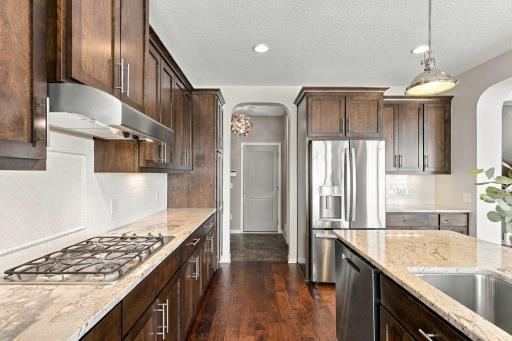 7662 Addisen Court, Inver Grove Heights, MN 55077