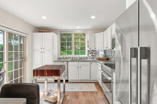 11-web-or-mls-1914 Hunter Hill Drive Hudson -43.jpg