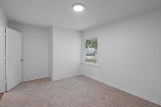 5226 Girard Avenue N, Minneapolis, MN 55430
