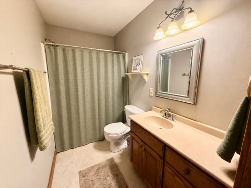 Full Bath - Upper Level