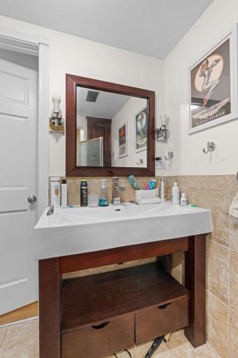 39-web-or-mls-2627 NE McKinley St-39.jpg