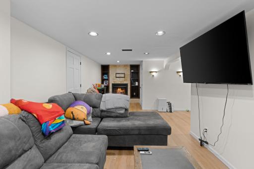 34-web-or-mls-2627 NE McKinley St-34.jpg