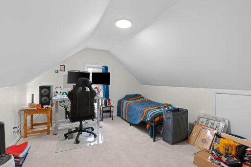 29-web-or-mls-2627 NE McKinley St-29.jpg