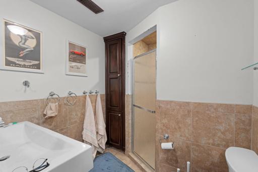 37-web-or-mls-2627 NE McKinley St-37.jpg
