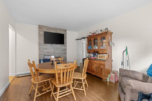 16-web-or-mls-2627 NE McKinley St-16.jpg