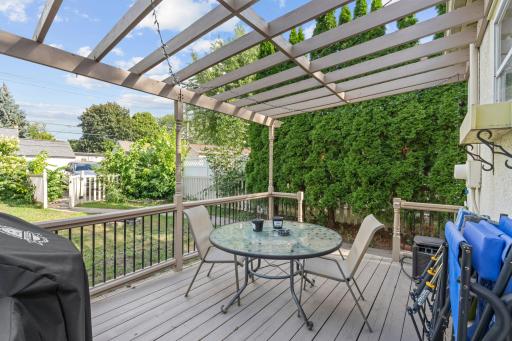 7-web-or-mls-2627 NE McKinley St-7.jpg