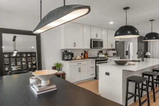 15577 Everglade Avenue, Saint Paul, MN 55124