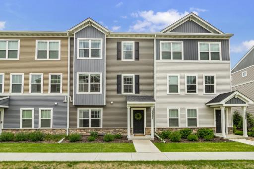 15577 Everglade Avenue, Saint Paul, MN 55124