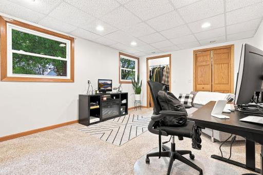 5330 Perry Avenue N, Crystal, MN 55429