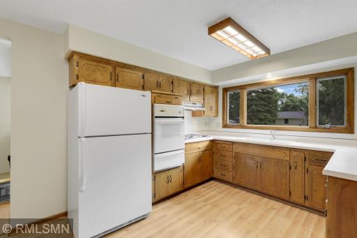5001 W 98th Street, Bloomington, MN 55437